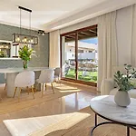 Vacation I Private Heated Swimming Pool, Walking Distance To Puerto Banus, Security 24-7, Bbq, Pool Table, Wifi Marbella