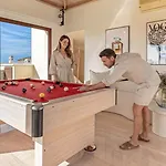 Vacation I Private Heated Swimming Pool, Walking Distance To Puerto Banus, Security 24-7, Bbq, Pool Table, Wifi