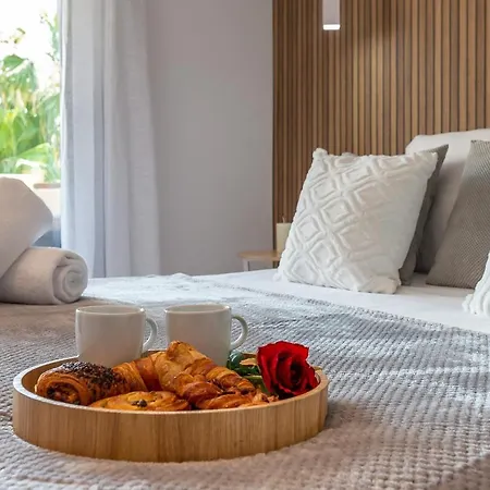 Apartment Vacation Marbella: Private Heated Pool Retreat Near Puerto Banus Marbella
