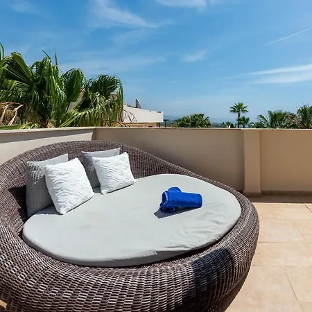 Vacation Marbella: Private Heated Pool Retreat Near Puerto Banus Apartment