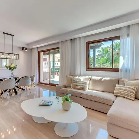 Vacation Marbella: Private Heated Pool Retreat Near Puerto Banus