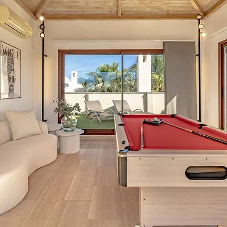 Vacation I Private Heated Swimming Pool, Walking Distance To Puerto Banus, Security 24-7, Bbq, Wifi *