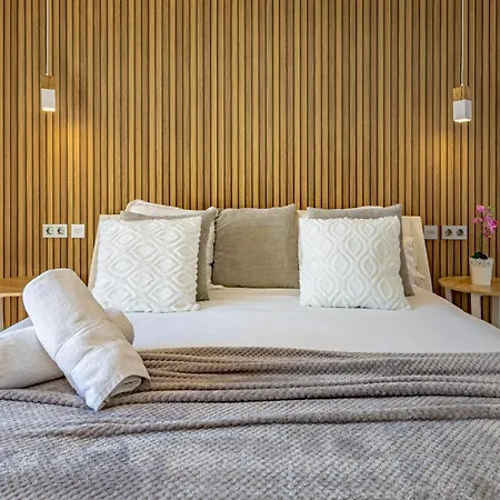 Vacation I Private Heated Swimming Pool, Walking Distance To Puerto Banus, Security 24-7, Bbq, Wifi * マルベーリャ