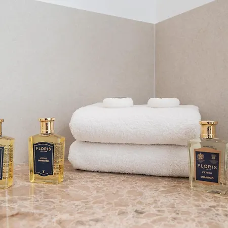 Apartment Vacation Marbella: Private Heated Pool Retreat Near Puerto Banus Marbella