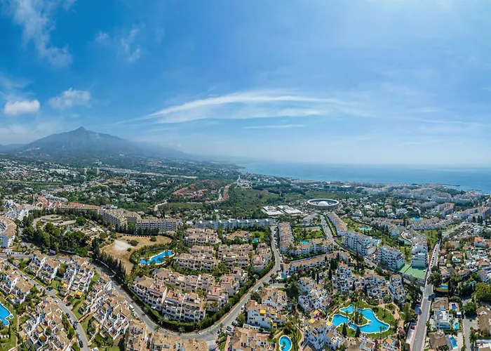 Vacation I Private Heated Swimming Pool, Walking Distance To Puerto Banus, Security 24-7, Bbq, Wifi *