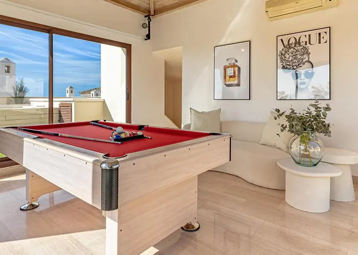 Vacation I Private Heated Swimming Pool, Walking Distance To Puerto Banus, Security 24-7, Bbq, Wifi Marbella