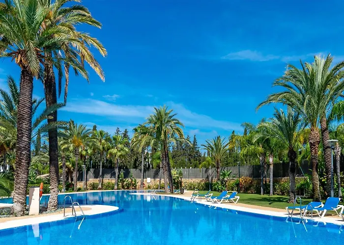 アパート Vacation I Private Heated Swimming Pool, Walking Distance To Puerto Banus, Security 24-7, Bbq, Wifi *