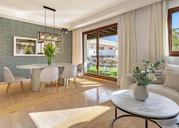 Vacation I Private Heated Swimming Pool, Walking Distance To Puerto Banus, Security 24-7, Bbq, Wifi Marbella