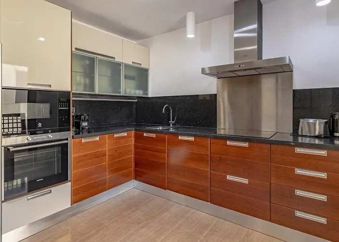 Apartmán Vacation I Private Heated Swimming Pool, Walking Distance To Puerto Banus, Security 24-7, Bbq, Wifi *