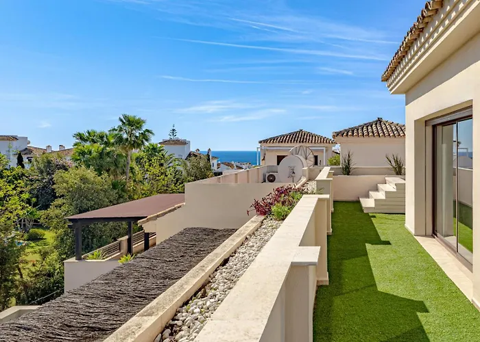 Vacation I Private Heated Swimming Pool, Walking Distance To Puerto Banus, Security 24-7, Bbq, Wifi