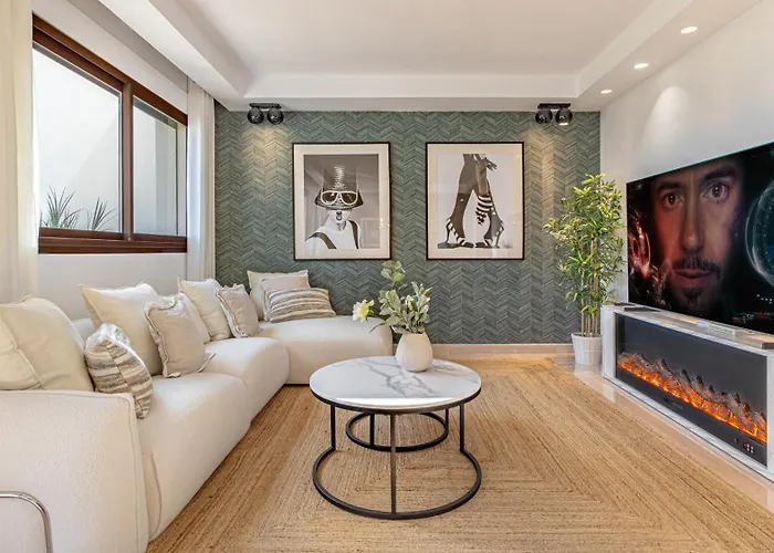 Vacation I Private Heated Swimming Pool, Walking Distance To Puerto Banus, Security 24-7, Bbq, Wifi * Marbella