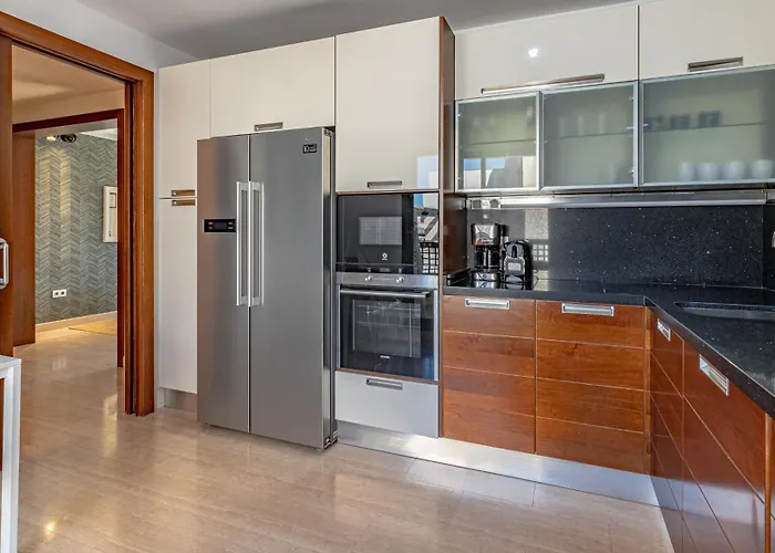 Vacation I Private Heated Swimming Pool, Walking Distance To Puerto Banus, Security 24-7, Bbq, Wifi Apartmán *