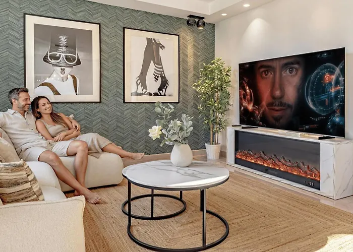 Vacation I Private Heated Swimming Pool, Walking Distance To Puerto Banus, Security 24-7, Bbq, Wifi